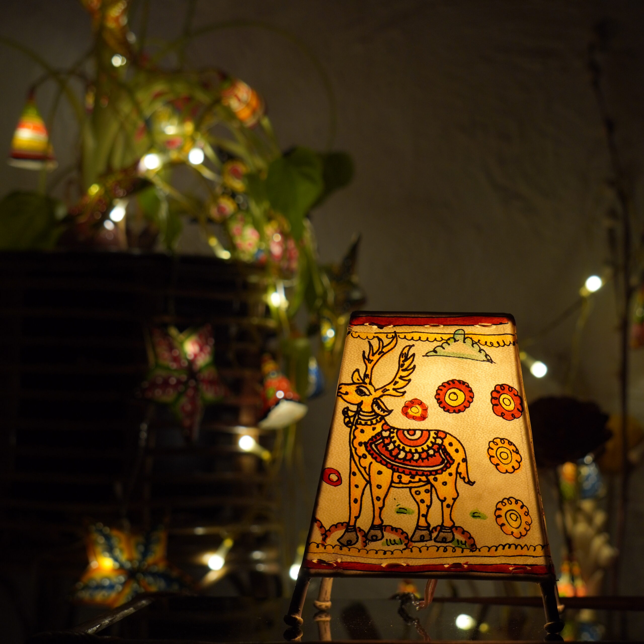 6 -inch hand-painted leather Christmas lamp - Image 2