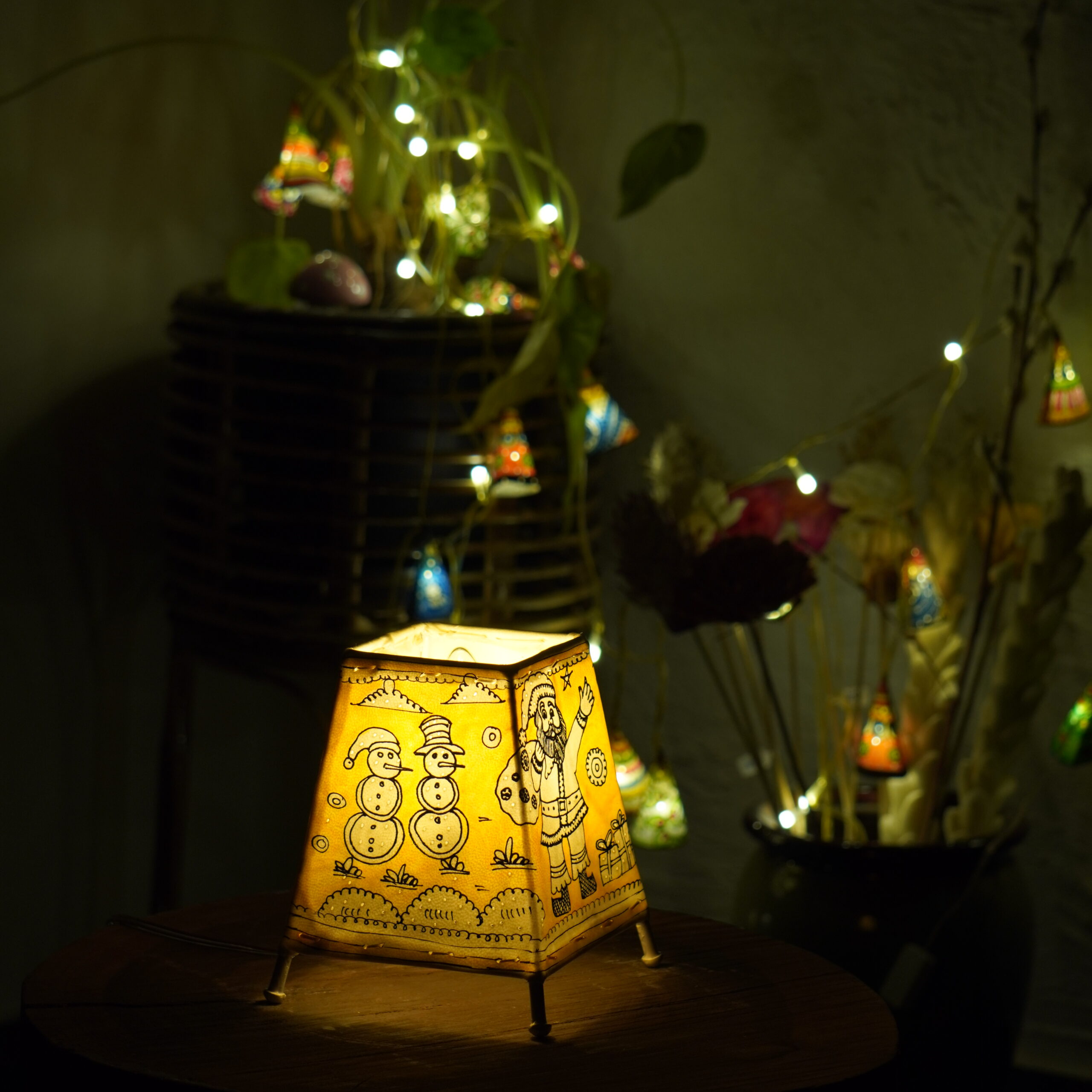6 -inch hand-painted leather Christmas lamp - Image 4