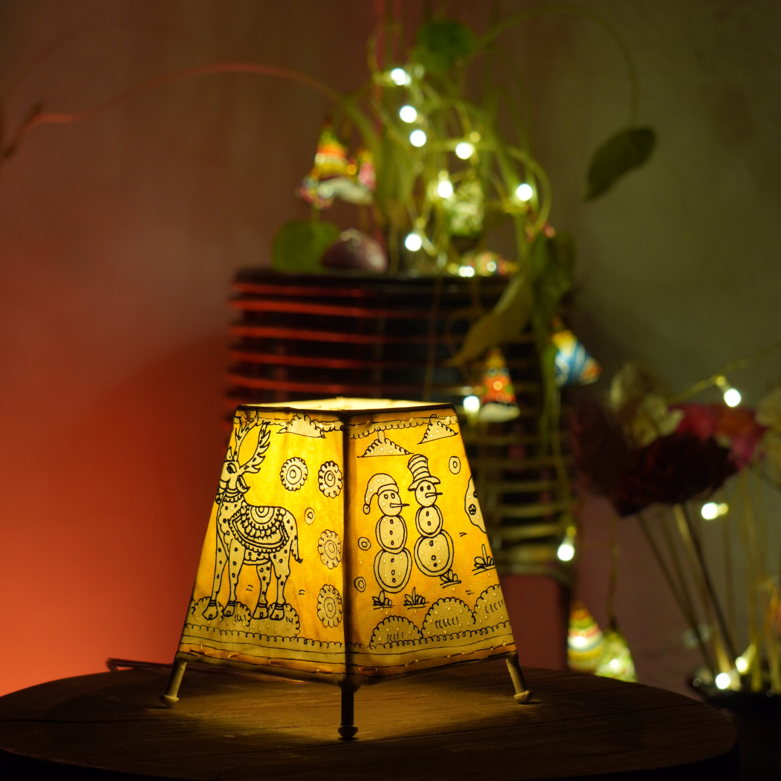 6 -inch hand-painted leather Christmas lamp